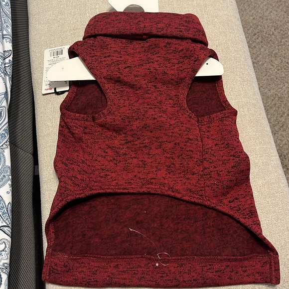 Dog Sweater for the cold chilly days and nights - Picture 4 of 5